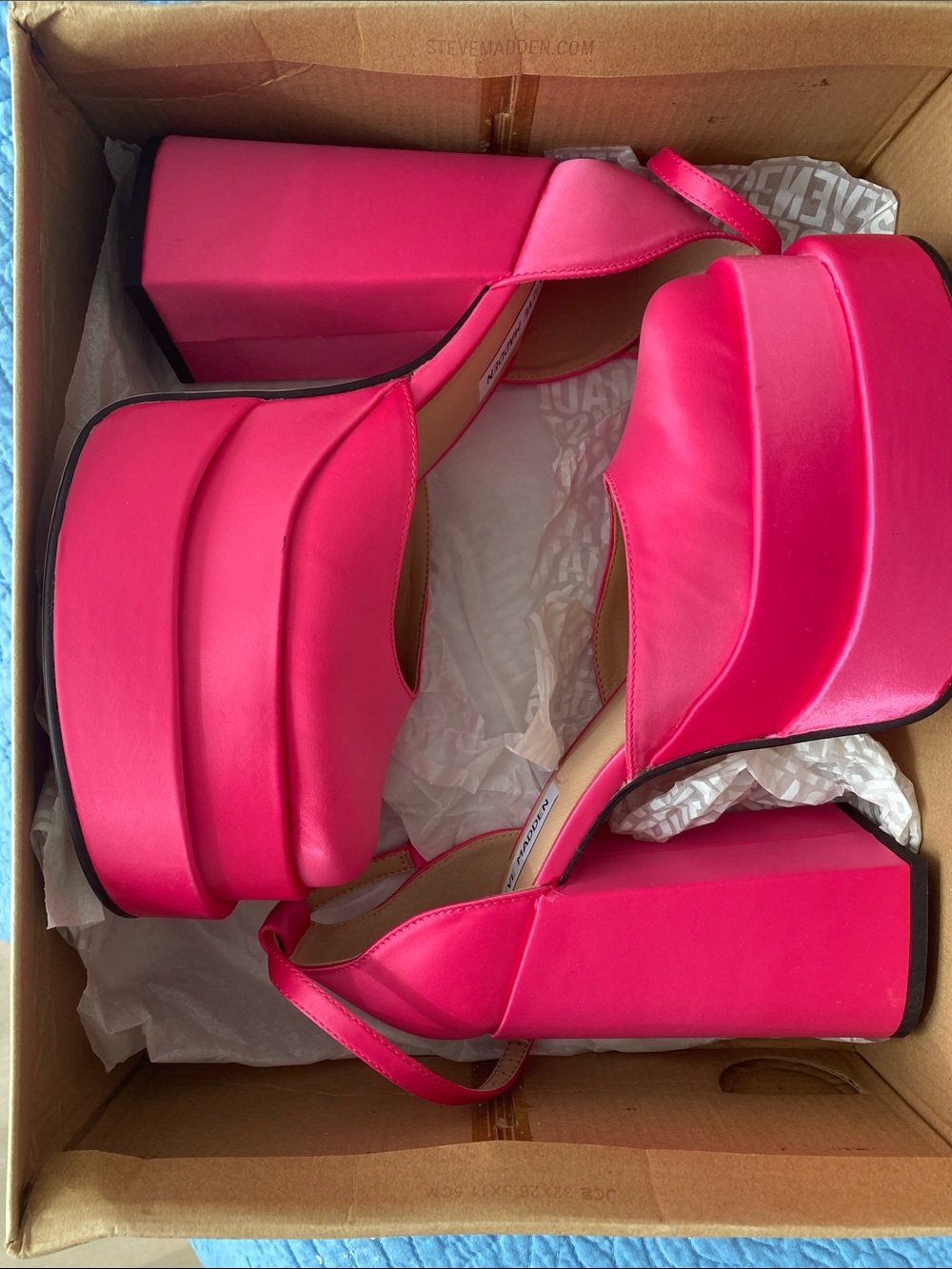Steve Madden Fuchsia Pink Platform Block Heel Sandals Charlize Pink Satin